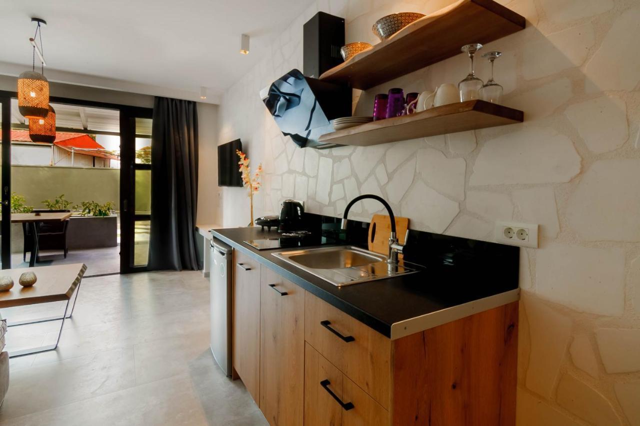 Olia Suites Parga Exteriör bild