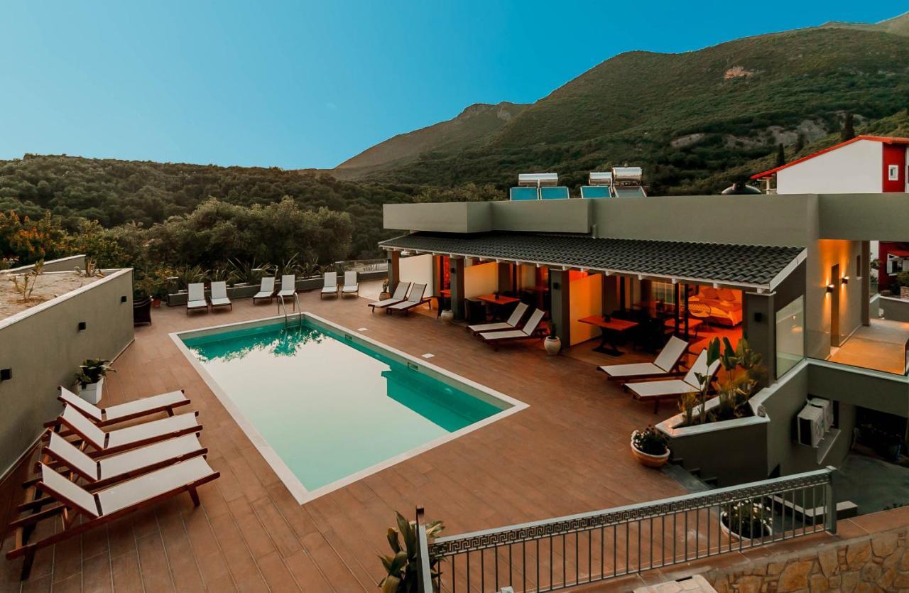 Olia Suites Parga Exteriör bild