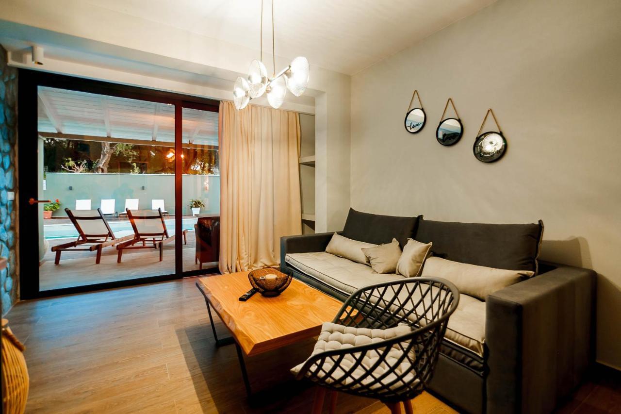 Olia Suites Parga Exteriör bild