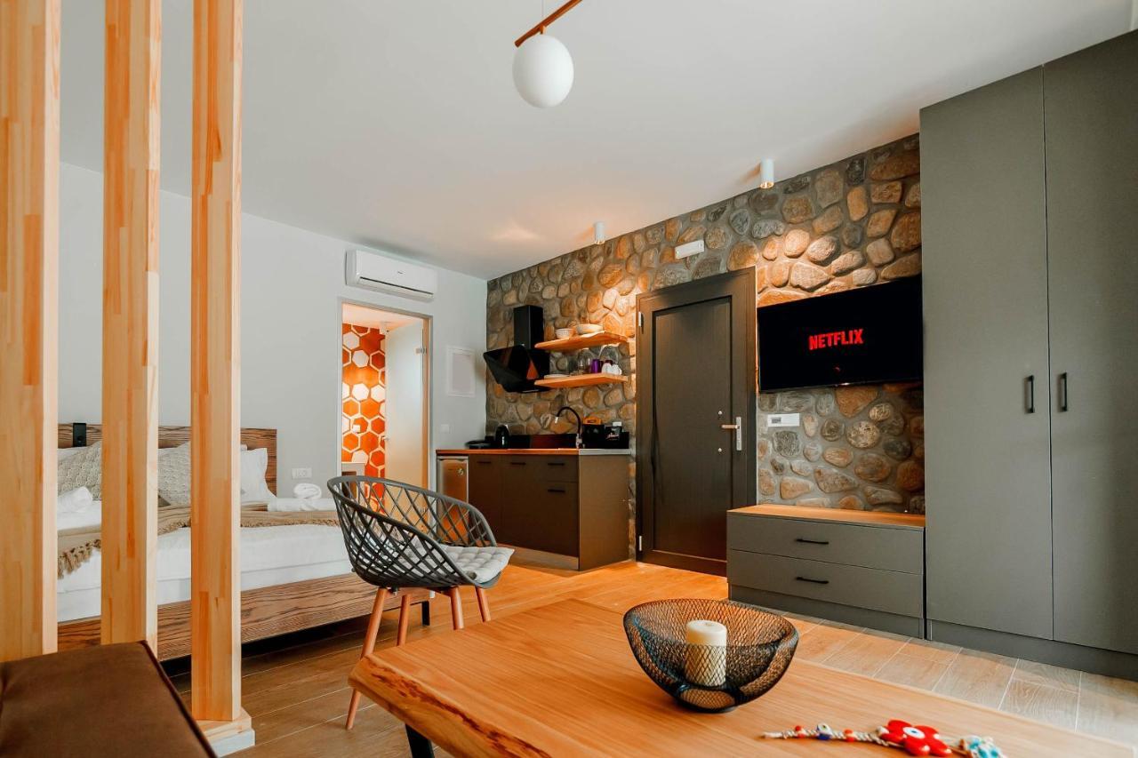Olia Suites Parga Exteriör bild