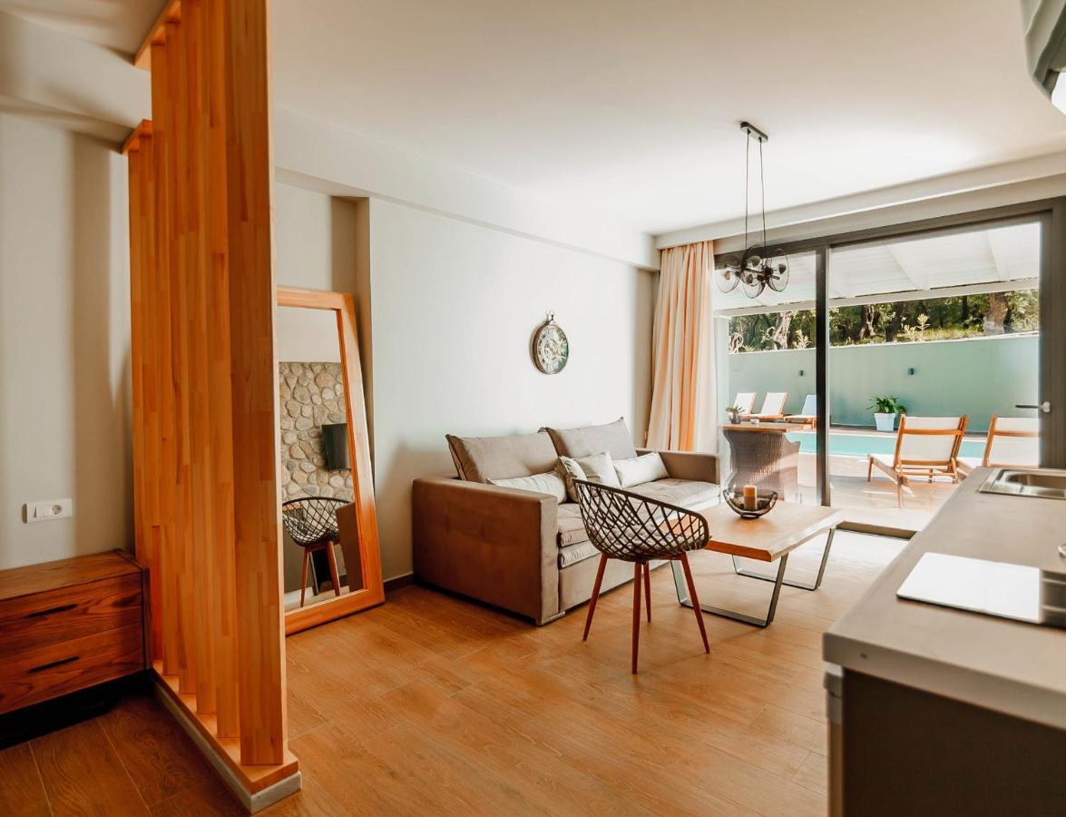 Olia Suites Parga Exteriör bild
