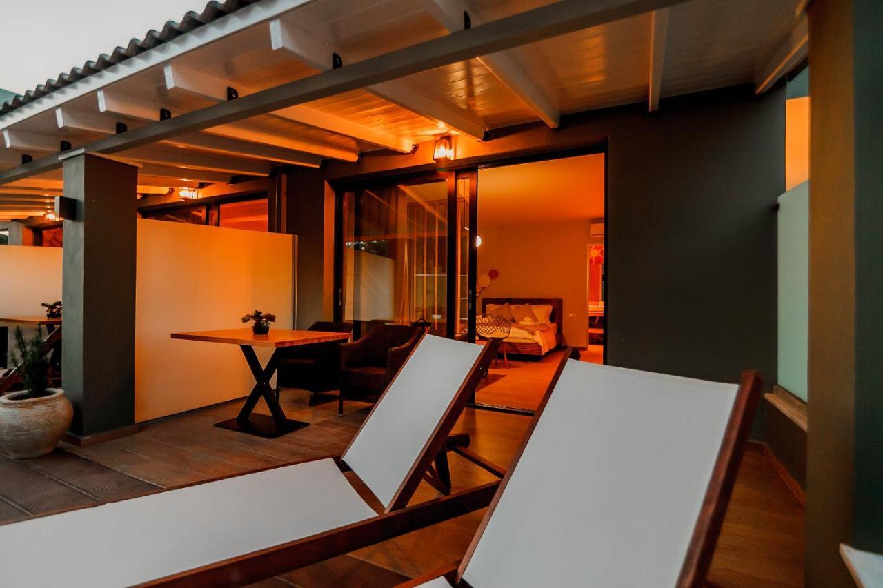 Olia Suites Parga Exteriör bild