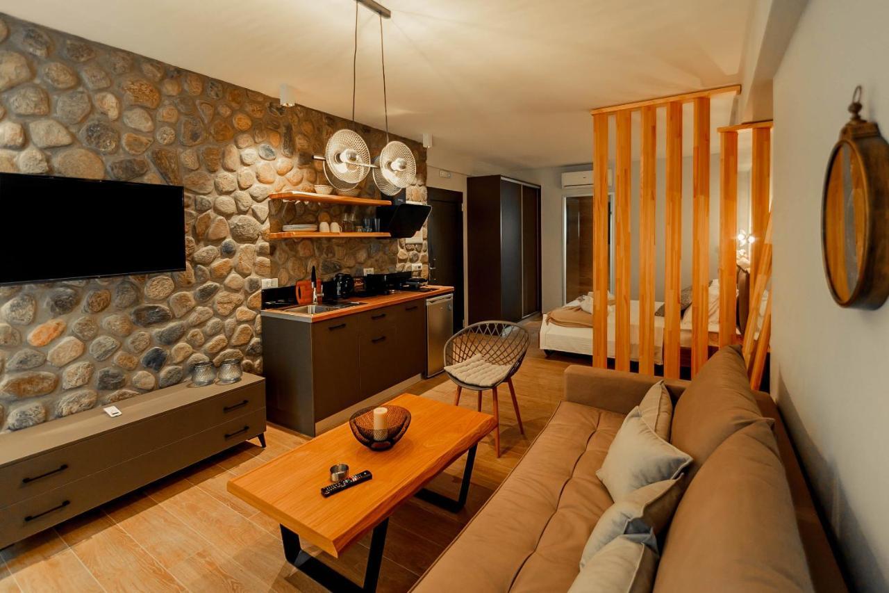 Olia Suites Parga Exteriör bild